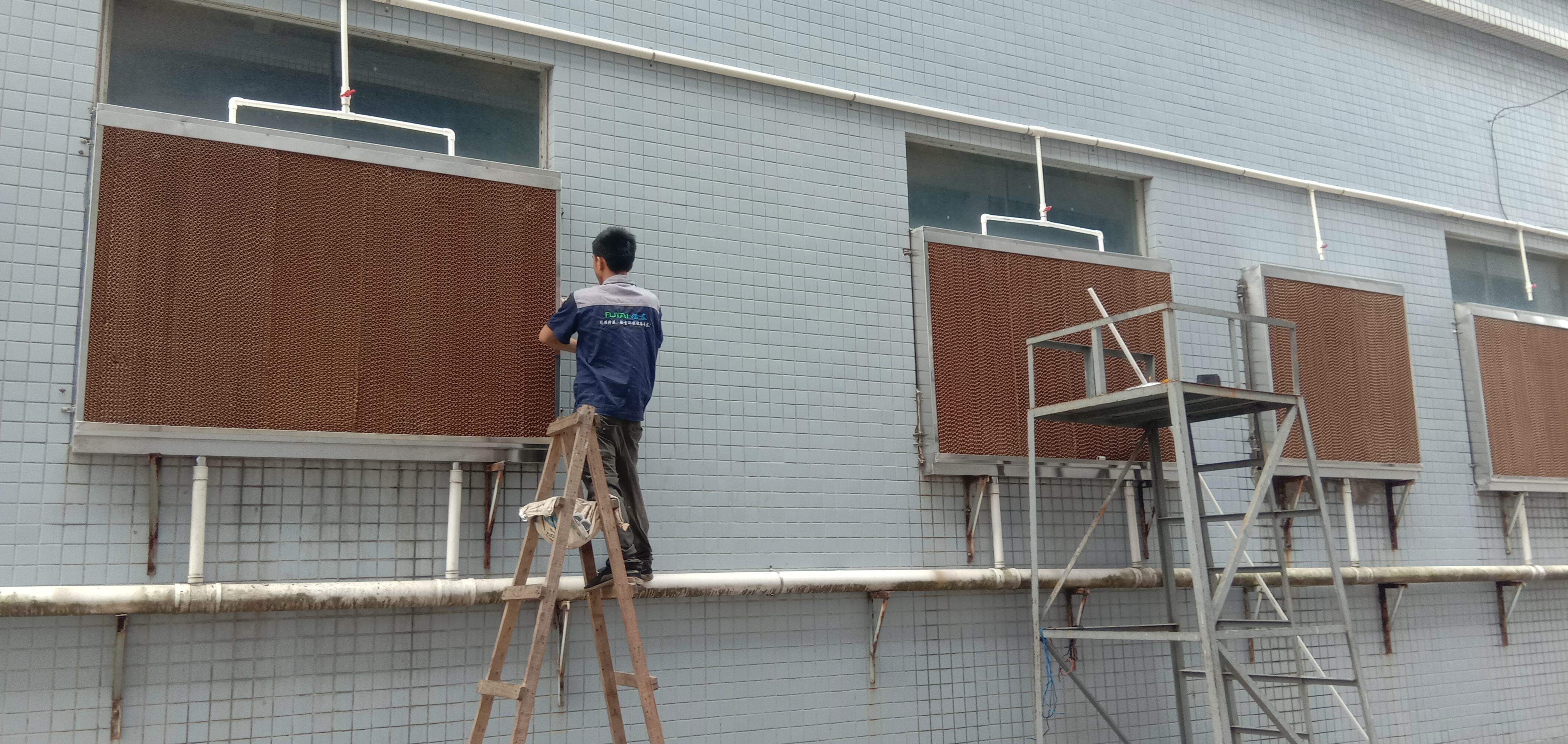 东莞水帘更换、叼嘿软件免费下载拆装服务